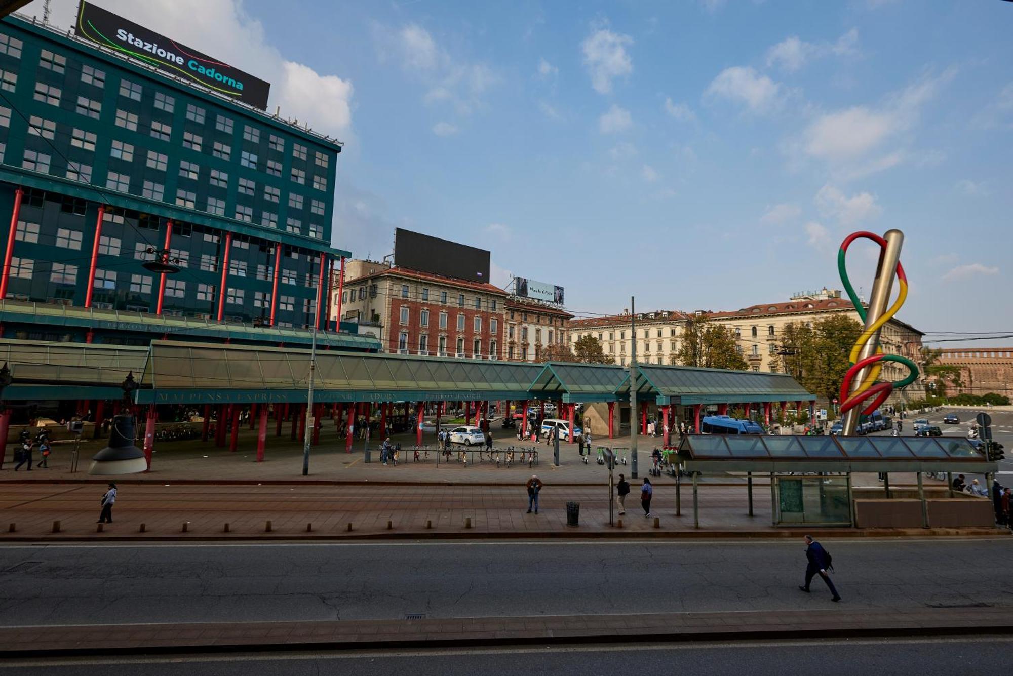 Cadorna Cityview Flat - Strategic Position In The Middle Of The Square — Foto 2